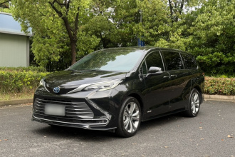 丰田 赛那SIENNA 2021款 2.5L混动 尊贵版