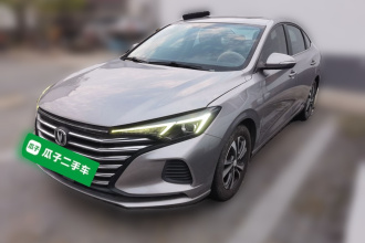 长安 逸动 2021款 PLUS 1.6L GDI 手动豪华型