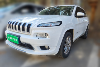 Jeep 自由光 2017款 2.4L 专业智能版