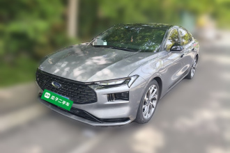 福特 蒙迪欧 2022款 改款 EcoBoost 245 至尊型