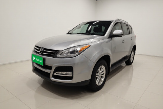 江铃 驭胜S350 2013款 2.4T 自动两驱柴油豪华版5座