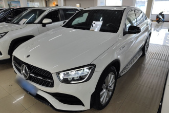 奔驰GLC轿跑 2020款 GLC 260 4MATIC 轿跑SUV