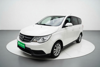 宝骏730 2014款 1.5L 手动标准型 7座