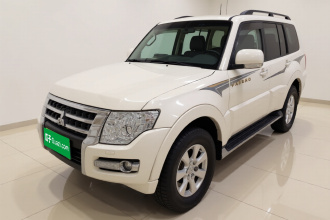 三菱 帕杰罗(进口) 2018款 3.0L 自动标准版