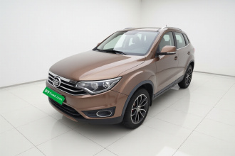 一汽 森雅R7 2017款 1.6L 手动豪华型