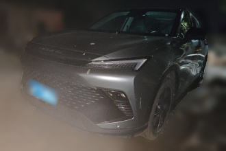 北京汽车 魔方 2022款 1.5T DCT星耀版