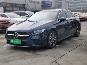 奔驰A级 2019款 A 180 L 运动轿车