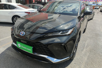 丰田 威飒 2023款 2.5L智能电混双擎 两驱尊贵版