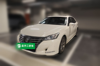 丰田 皇冠 2015款 2.0T 时尚版