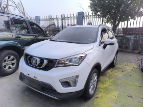 长安CS15 2016款 1.5L 自动时尚版