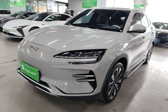 比亚迪 宋PLUS新能源 2025款 EV 520km 尊贵型