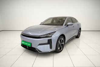 吉利银河 银河L6 2025款 EM-i 140km 星舰版