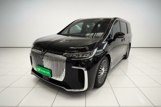 岚图汽车 岚图梦想家 2025款 PHEV 四驱旗舰鲲鹏版
