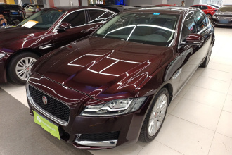 捷豹XFL 2018款 XFL 2.0T 250PS 豪华版