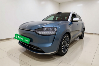 鸿蒙智行 问界M9 2024款 增程 Ultra版 42kWh 6座版