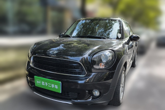 MINI Countryman 2016款 1.6T COOPER ALL4 Fun装备控