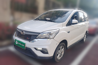 北汽幻速H3 2017款 1.5L 手动舒适天窗版