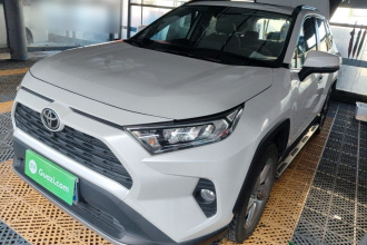 丰田 RAV4荣放 2022款 2.0L CVT两驱风尚版
