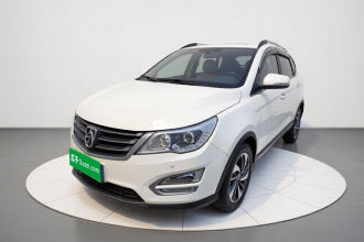 宝骏560 2015款 1.8L 手动豪华型