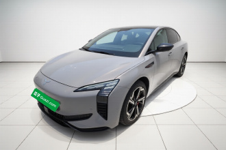 红旗EH7 2024款 760 Pro+ 四驱版