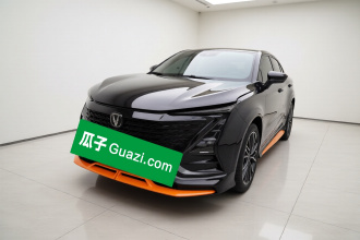 长安UNI-T 2023款 第二代 1.5T 运动版 旗舰型