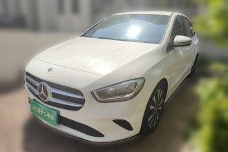 奔驰B级 2021款 B 180 时尚型