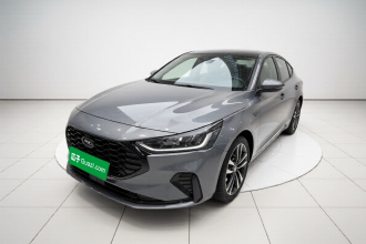 福特 福克斯 2022款 两厢 EcoBoost 180 自动竞速版