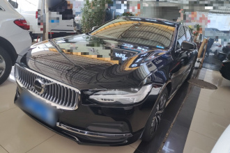 沃尔沃S90 2022款 B5 智逸豪华版