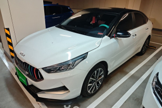 起亚K3 2021款 改款 1.5L CVT时尚版