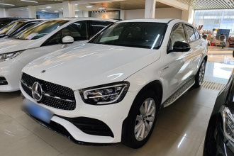 奔驰GLC轿跑 2020款 GLC 260 4MATIC 轿跑SUV