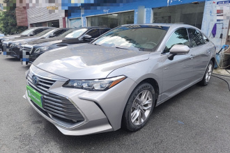 丰田 亚洲龙 2019款 双擎 2.5L 豪华版 国VI