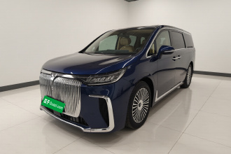 岚图汽车 岚图梦想家 2025款 PHEV 四驱旗舰鲲鹏版