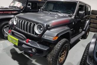 Jeep 牧马人 2024款 2.0T 撒哈拉四门版