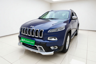 Jeep 自由光 2016款 2.4L 优越版