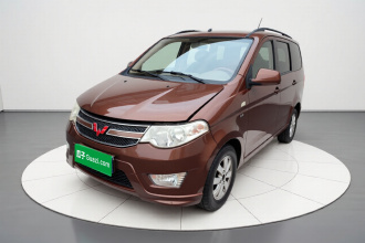 五菱汽车 五菱宏光 2018款 1.5L S标准型L2B