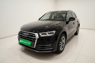奥迪Q5L 2020款 45 TFSI 尊享运动型