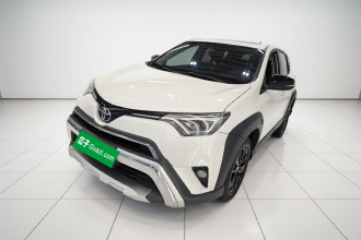 丰田 RAV4荣放 2019款 2.0L CVT两驱风尚X限量版 国VI