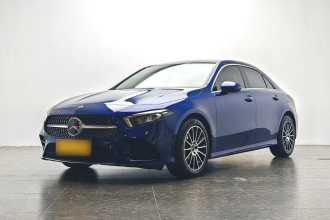 奔驰A级 2021款 A 200 L 运动轿车时尚型