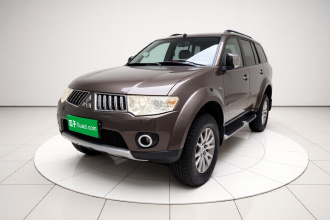 三菱 帕杰罗·劲畅(进口) 2011款 3.0L 豪华导航版