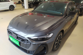 奥迪A5L 2026款 2.0T 运动版 Plus