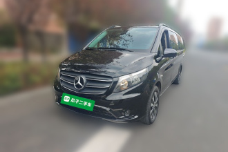 奔驰 威霆 2021款 2.0T 精英版 7座