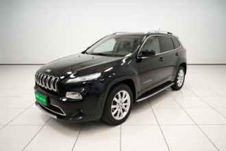 Jeep 自由光 2017款 2.4L 专业智能版