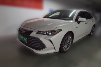 丰田 亚洲龙 2019款 双擎 2.5L XLE尊贵版 国VI