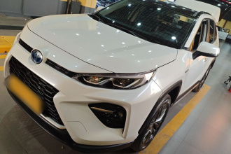 丰田 威兰达 2023款 双擎 2.5L E-CVT四驱尊贵版