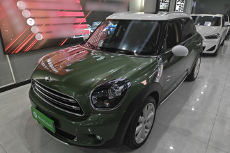 MINI Countryman 2016款 1.6T COOPER ALL4 Fun装备控