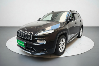 Jeep 自由光 2016款 2.4L 专业智能版
