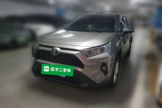 丰田 RAV4荣放 2024款 2.0L CVT两驱都市版