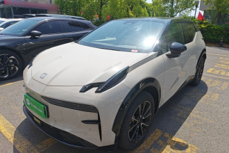 极氪X 2025款 四座后驱魔方版