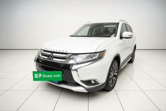 三菱 欧蓝德 2018款 2.0L 两驱嘉乐版 7座