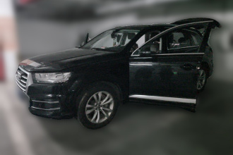 奥迪Q7 2019款 45 TFSI 舒适型